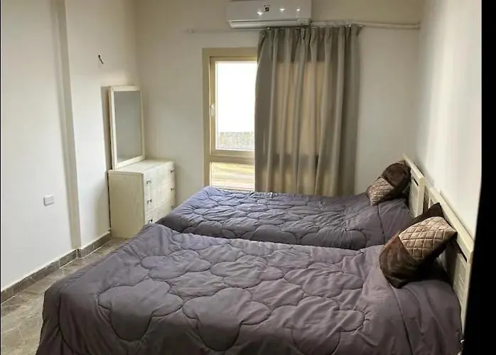 Noura Luxury With Free Pool And Access In Appartamento Hurghada