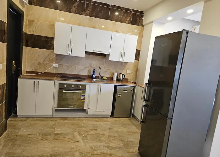 Appartamento Noura Luxury With Free Pool And Access In